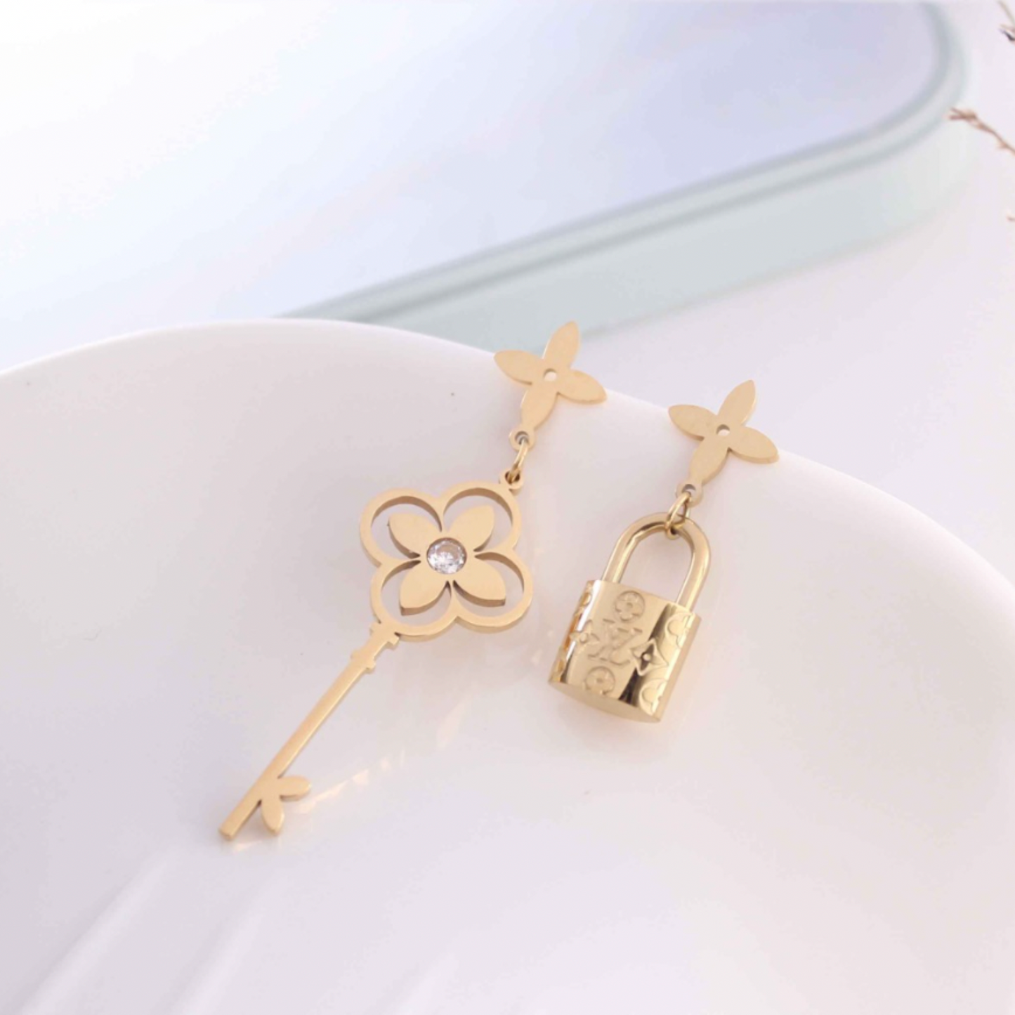 Clover and Lock  Minimalist Earrings