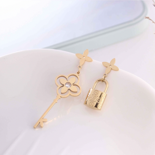 Clover and Lock  Minimalist Earrings